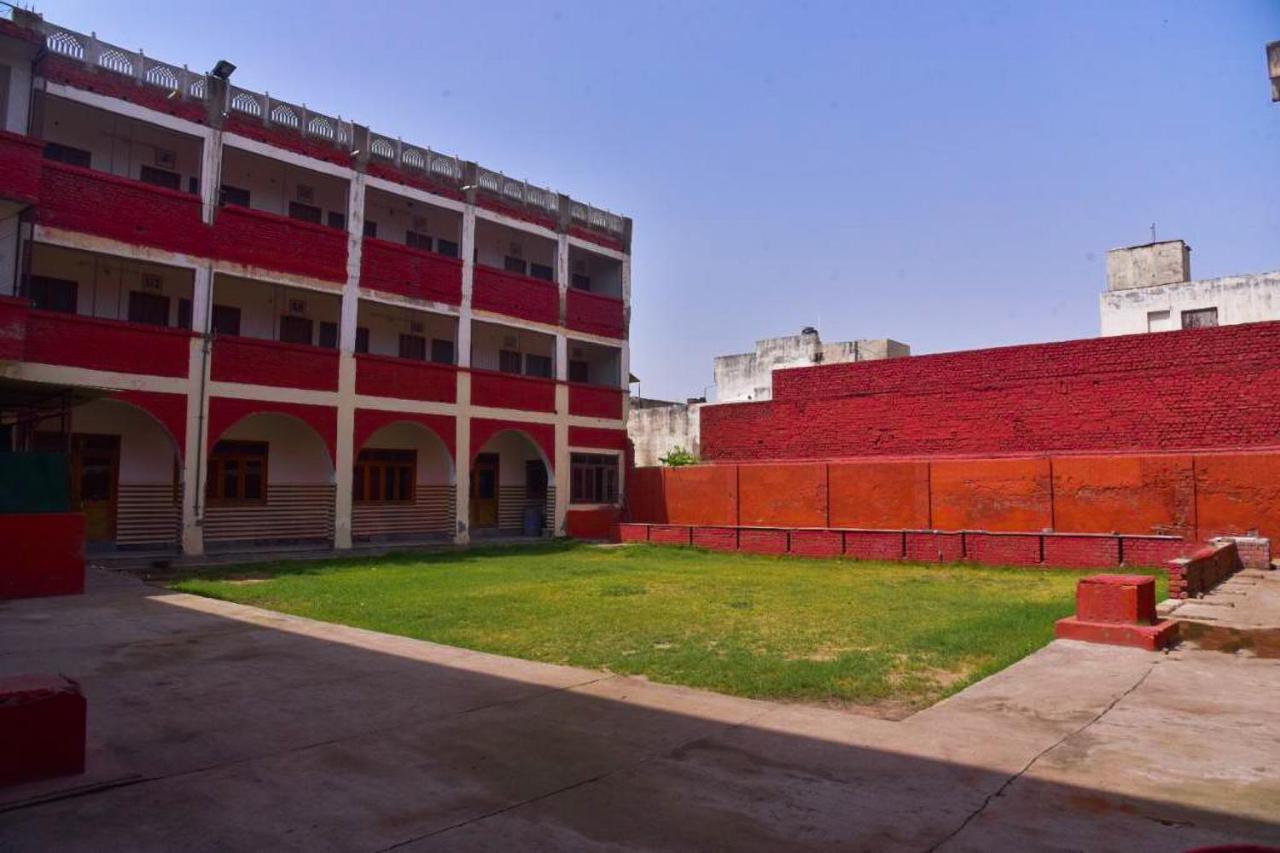 Hotel Goverdhan - Close To Railway Station And Bus Stand Agra (Uttar Pradesh)