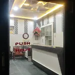Goverdhan Hotel - Close To Railway Station And Bus Stand